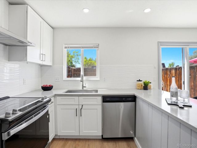 5657 S Lowell Boulevard, Littleton, CO 80123