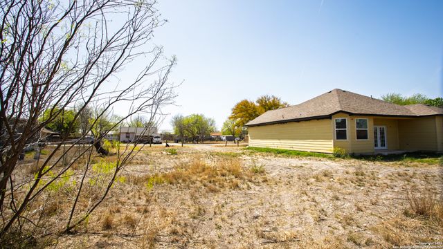223 Sligo St, San Antonio, TX 78223