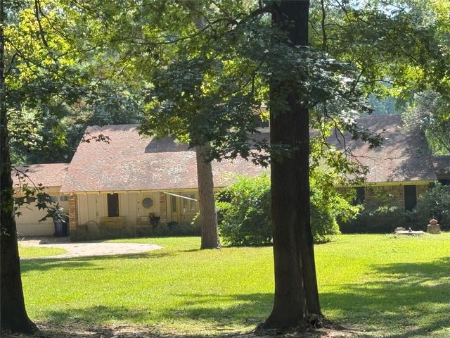 522 Twin Point Drive, Benton, LA 71006