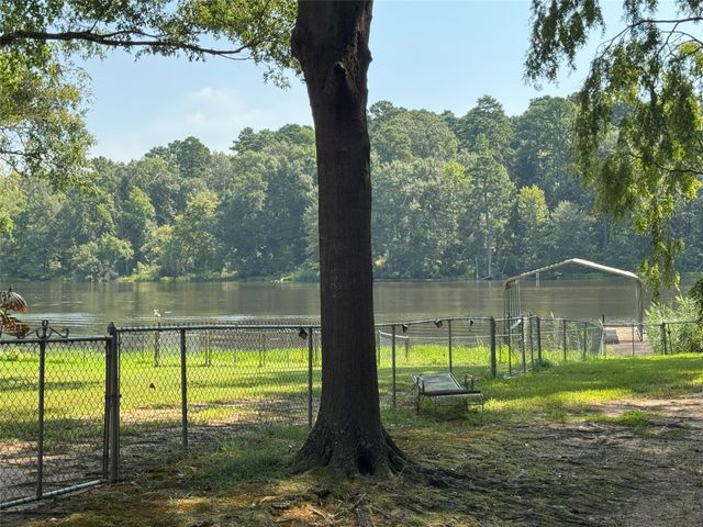 522 Twin Point Drive, Benton, LA 71006