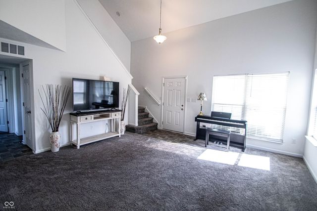 11832 Zander Drive, Indianapolis, IN 46235