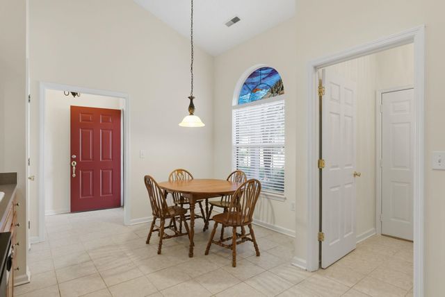 87 Low Country Ln., Pawleys Island, SC 29585