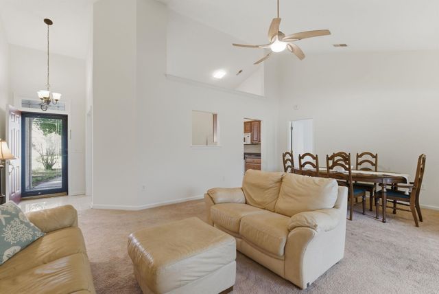 87 Low Country Ln., Pawleys Island, SC 29585