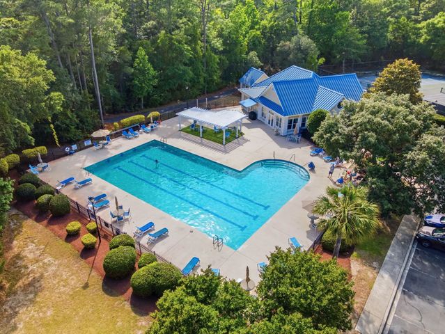 87 Low Country Ln., Pawleys Island, SC 29585