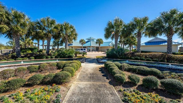 87 Low Country Ln., Pawleys Island, SC 29585