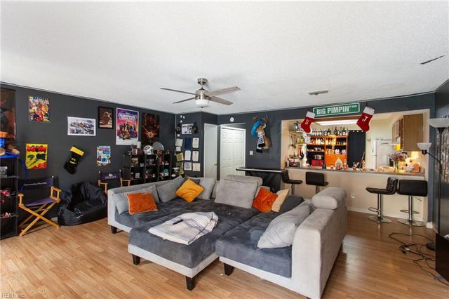 1420 Highnoon PL, Virginia Beach, VA 23462