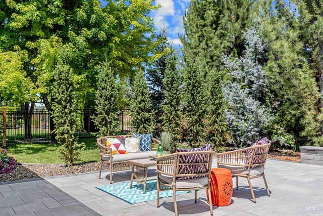 6462 W Founders Street, Eagle, ID 83616
