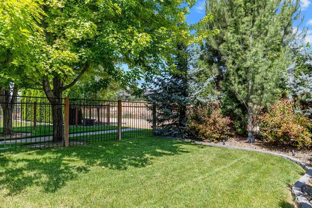 6462 W Founders Street, Eagle, ID 83616