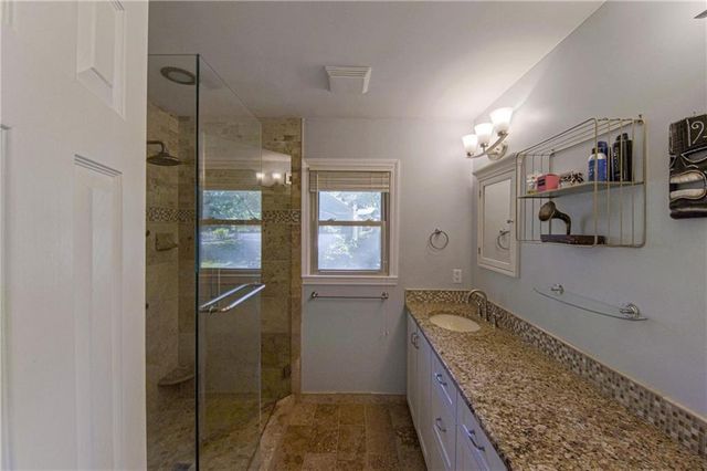 4411 W 97 Street, Overland Park, KS 66207