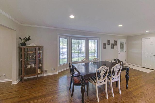 4411 W 97 Street, Overland Park, KS 66207