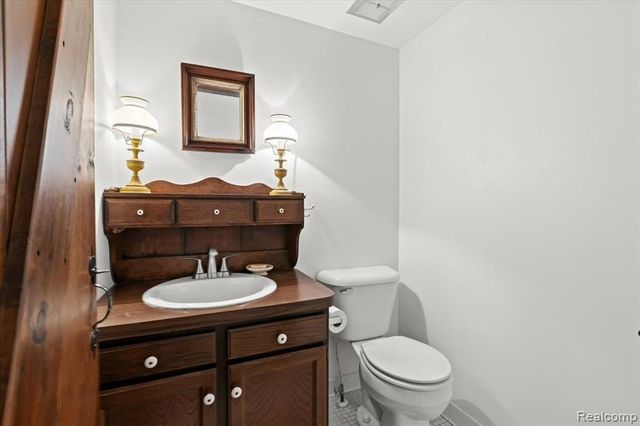 5150 Old Hickory Drive, Brighton, MI 48116