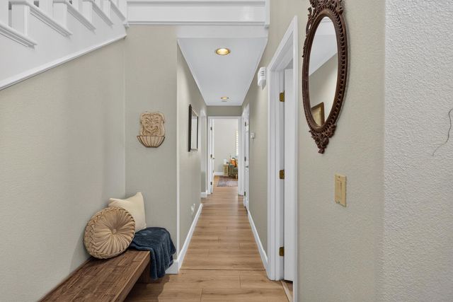 1415 Valley Glen Dr, Roseville, CA 95747