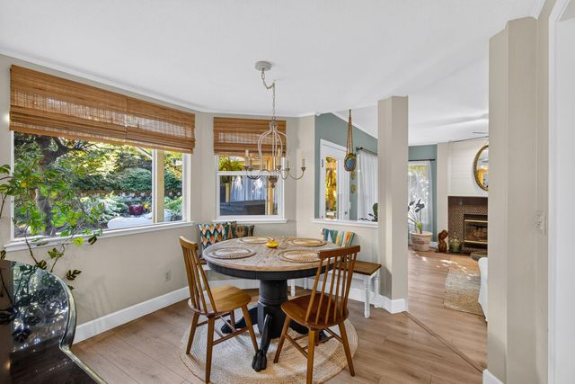 1415 Valley Glen Dr, Roseville, CA 95747