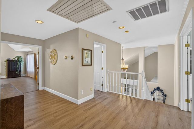 1415 Valley Glen Dr, Roseville, CA 95747