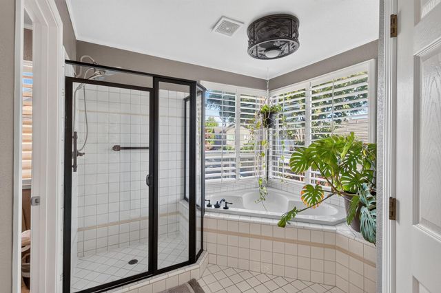 1415 Valley Glen Dr, Roseville, CA 95747