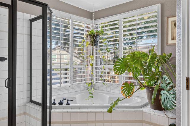 1415 Valley Glen Dr, Roseville, CA 95747