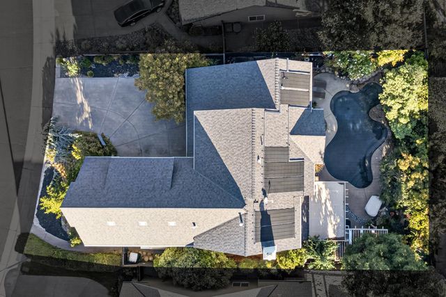 1415 Valley Glen Dr, Roseville, CA 95747