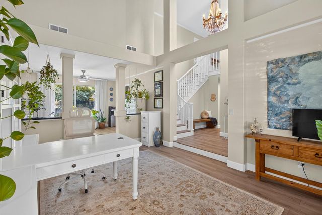 1415 Valley Glen Dr, Roseville, CA 95747