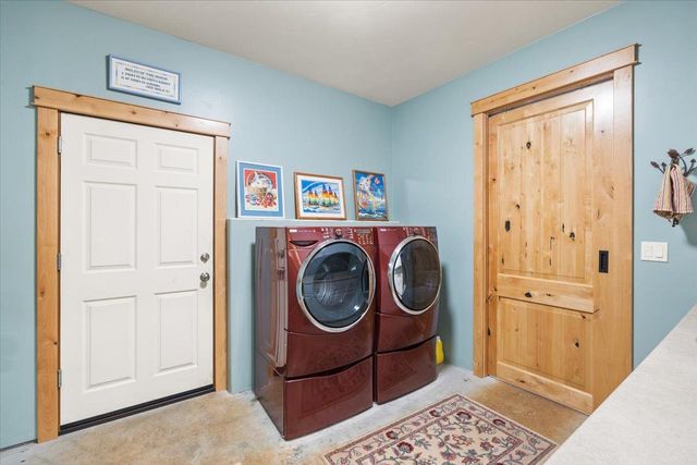 11382 Cour Royal, Nevada City, CA 95959