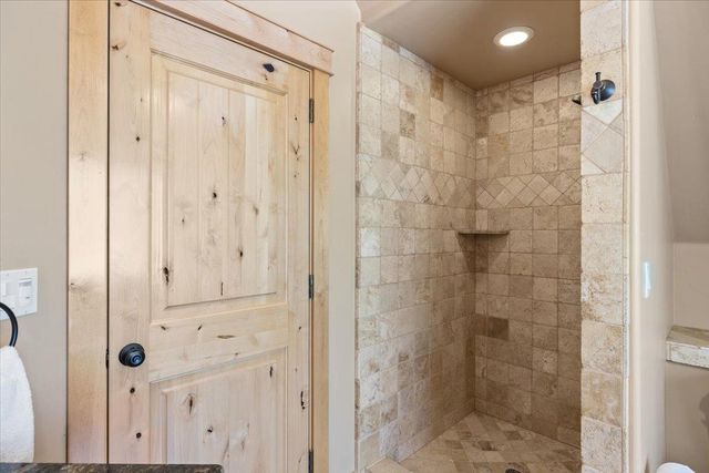 11382 Cour Royal, Nevada City, CA 95959