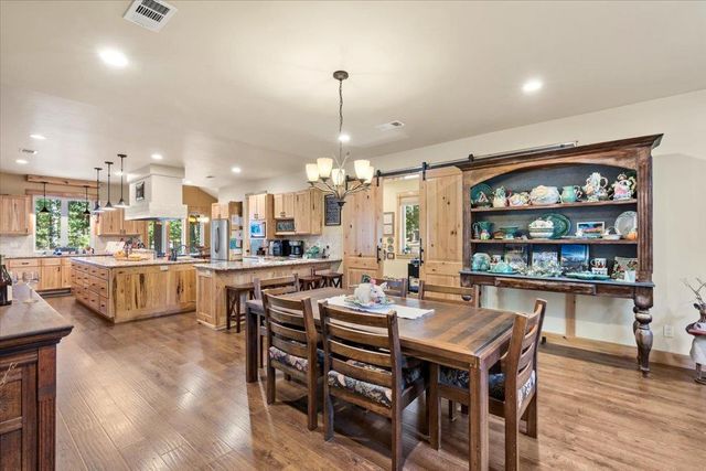 11382 Cour Royal, Nevada City, CA 95959