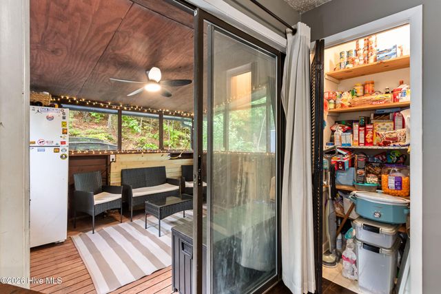 1214 Marrestop Road, Murphy, NC 28906