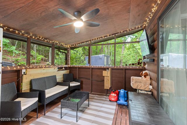 1214 Marrestop Road, Murphy, NC 28906