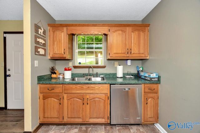 4688 Hide-A-Way Drive, Guntersville, AL 35796