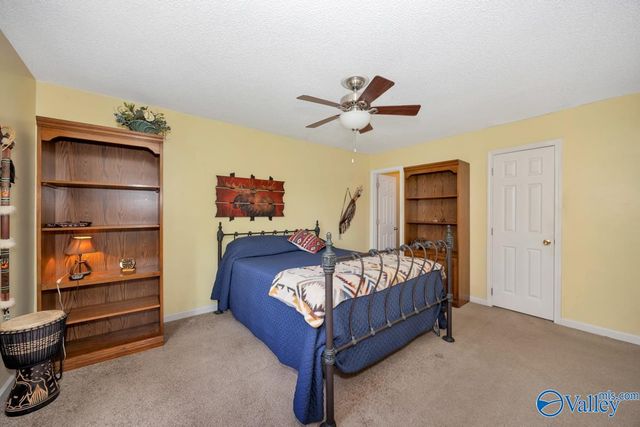 4688 Hide-A-Way Drive, Guntersville, AL 35796