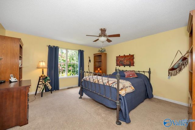 4688 Hide-A-Way Drive, Guntersville, AL 35796