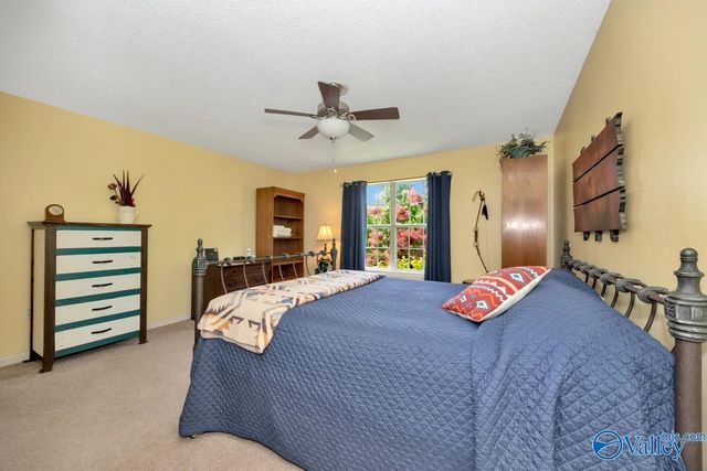 4688 Hide-A-Way Drive, Guntersville, AL 35796