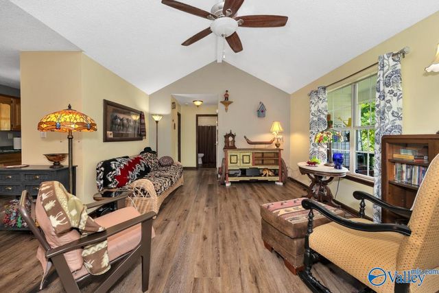 4688 Hide-A-Way Drive, Guntersville, AL 35796