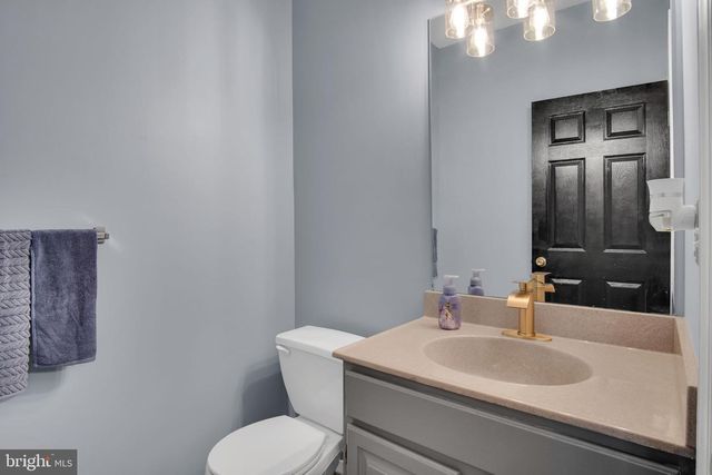 737 FERRIS WAY, Hershey, PA 17033