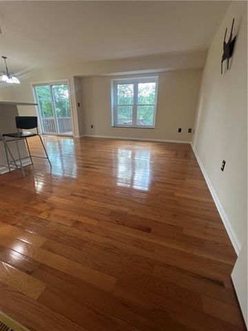 896 Briarstone Road, Bethlehem City, PA 18017