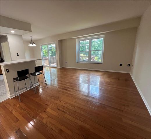 896 Briarstone Road, Bethlehem City, PA 18017