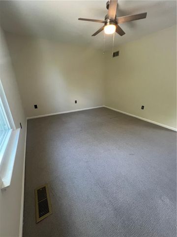 896 Briarstone Road, Bethlehem City, PA 18017
