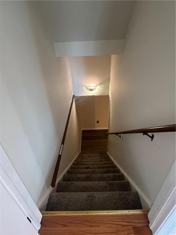 896 Briarstone Road, Bethlehem City, PA 18017