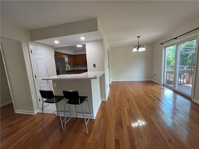 896 Briarstone Road, Bethlehem City, PA 18017