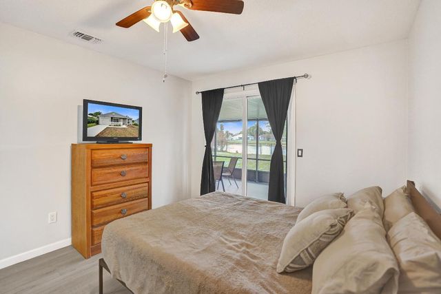 9220 Carma Drive, Boynton Beach, FL 33472