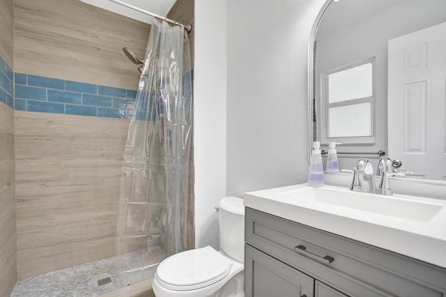 9220 Carma Drive, Boynton Beach, FL 33472