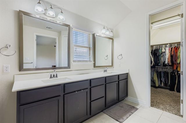 19401 Wearyall Hill LN, Pflugerville, TX 78660