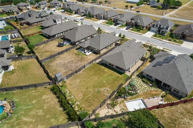 19401 Wearyall Hill LN, Pflugerville, TX 78660