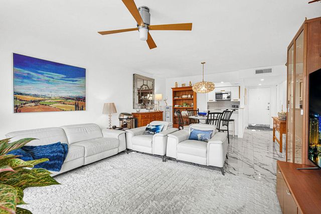 1101 River Reach Drive 311, Fort Lauderdale, FL 33315