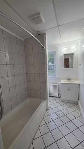 41 INNIS Avenue 1, Poughkeepsie, NY 12601
