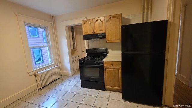 41 INNIS Avenue 1, Poughkeepsie, NY 12601