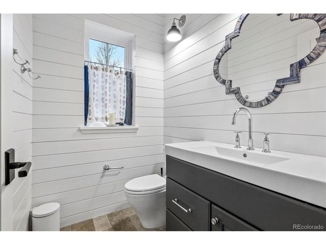 130 Gaylord St, Denver, CO 80206