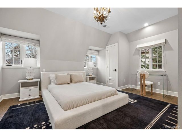 130 Gaylord St, Denver, CO 80206