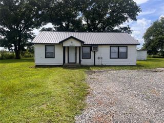 20285 S 95th Street E, Webbers Falls, OK 74470