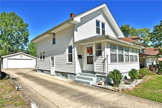 2510 E Midlothian Boulevard, Youngstown, OH 44502