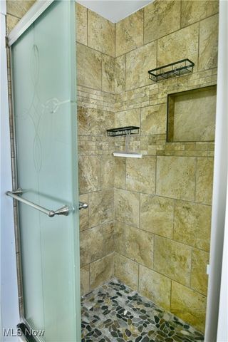 2510 E Midlothian Boulevard, Youngstown, OH 44502